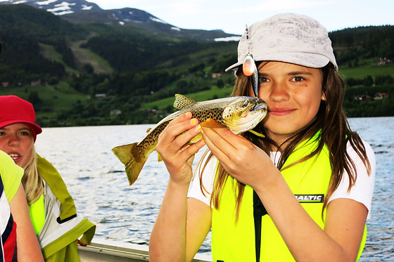 FISKETUR PÅ ÅRESJÖN